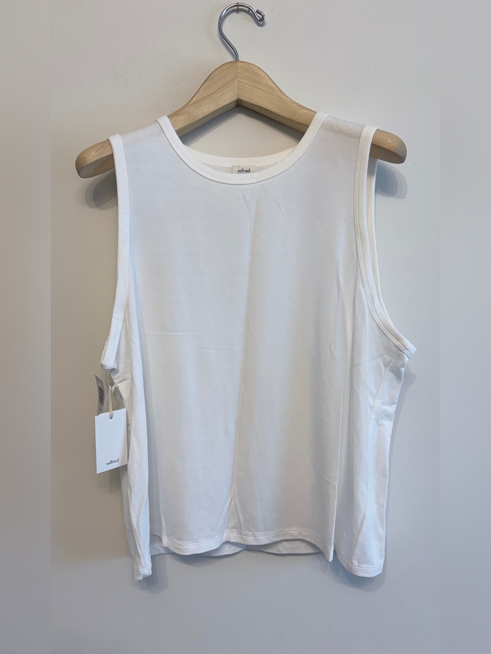 Aritzia Wilfred white beach soft sleeveless sz m medium new